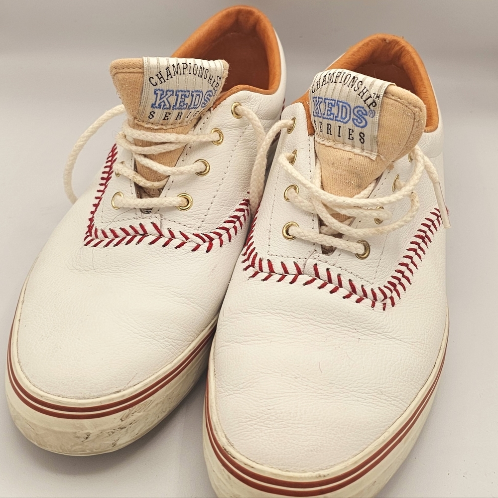 VINTAGE LEATHER CHAMPIONSHIP SERIES KEDS Size 9 5 Women's